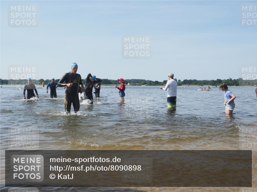22.06.2025 - Viking Triathlon KatJ http://msf.ph/oto/8090898 22.06.2025 10:27:04 Schwimmen 52, 81, 145, 288, 623, 661 meine-sportfotos.de