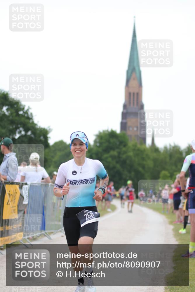 22.06.2025 - Viking Triathlon H.Heesch http://msf.ph/oto/8090907 22.06.2025 16:01:49 Laufen 256 meine-sportfotos.de