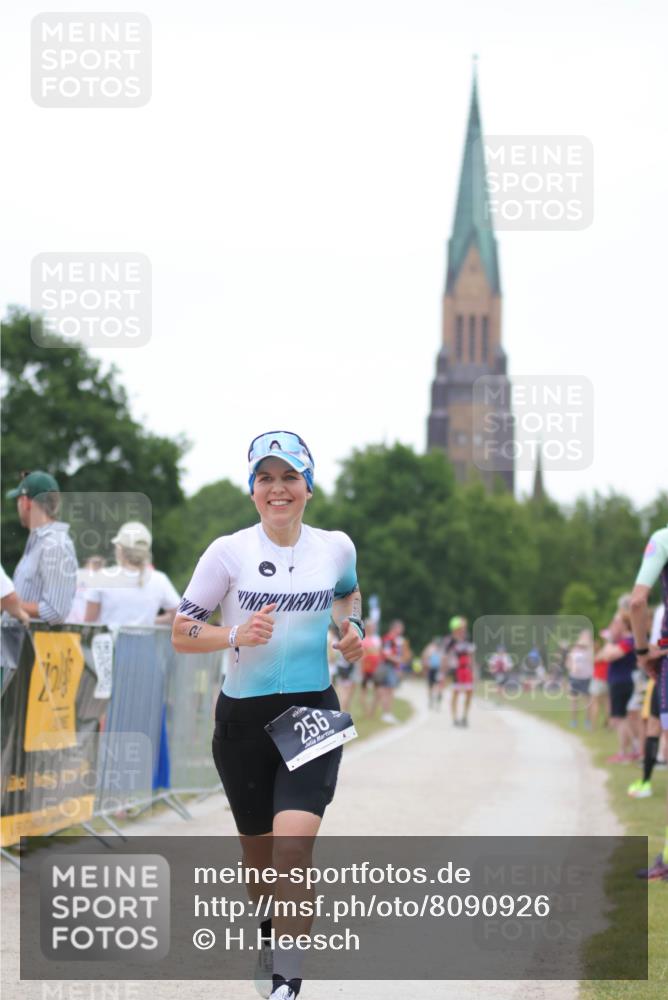 22.06.2025 - Viking Triathlon H.Heesch http://msf.ph/oto/8090926 22.06.2025 16:01:49 Laufen 256 meine-sportfotos.de