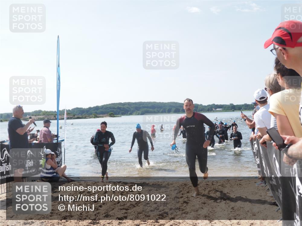 22.06.2025 - Viking Triathlon MichiJ http://msf.ph/oto/8091022 22.06.2025 10:38:27 Schwimmen 22, 89, 156, 209, 269, 398, 419, 428, 447, 509, 535, 601, 603, 659, 662 meine-sportfotos.de
