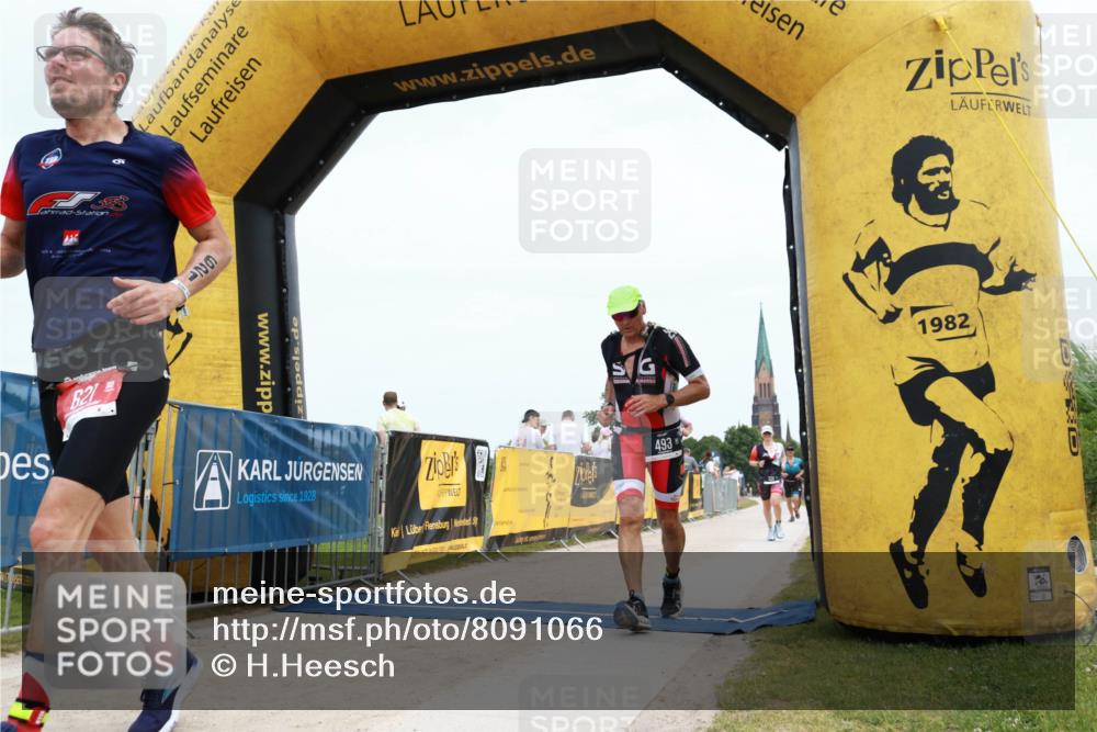22.06.2025 - Viking Triathlon H.Heesch http://msf.ph/oto/8091066 22.06.2025 13:42:23 Laufen 209, 320, 326, 493, 621 meine-sportfotos.de