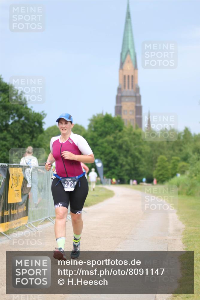 22.06.2025 - Viking Triathlon H.Heesch http://msf.ph/oto/8091147 22.06.2025 17:00:29 Laufen 206 meine-sportfotos.de