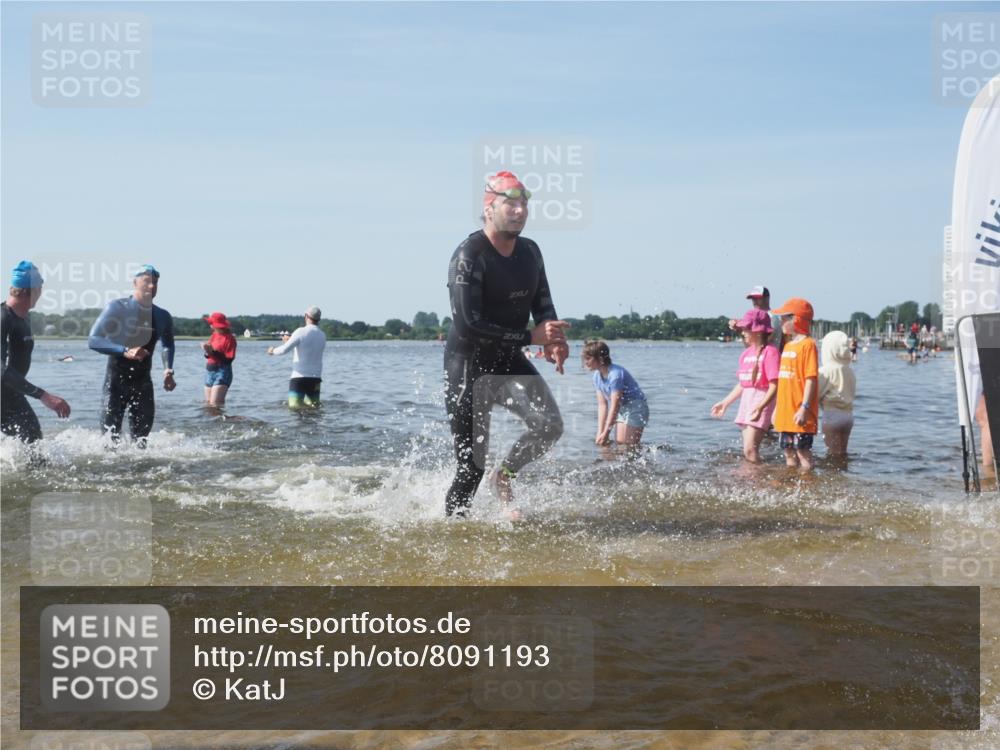 22.06.2025 - Viking Triathlon KatJ http://msf.ph/oto/8091193 22.06.2025 10:27:10 Schwimmen 52, 81, 145, 623 meine-sportfotos.de