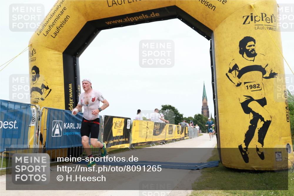22.06.2025 - Viking Triathlon H.Heesch http://msf.ph/oto/8091265 22.06.2025 13:43:29 Laufen 556 meine-sportfotos.de