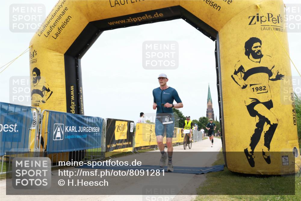 22.06.2025 - Viking Triathlon H.Heesch http://msf.ph/oto/8091281 22.06.2025 13:43:34 Laufen 15, 457, 556 meine-sportfotos.de
