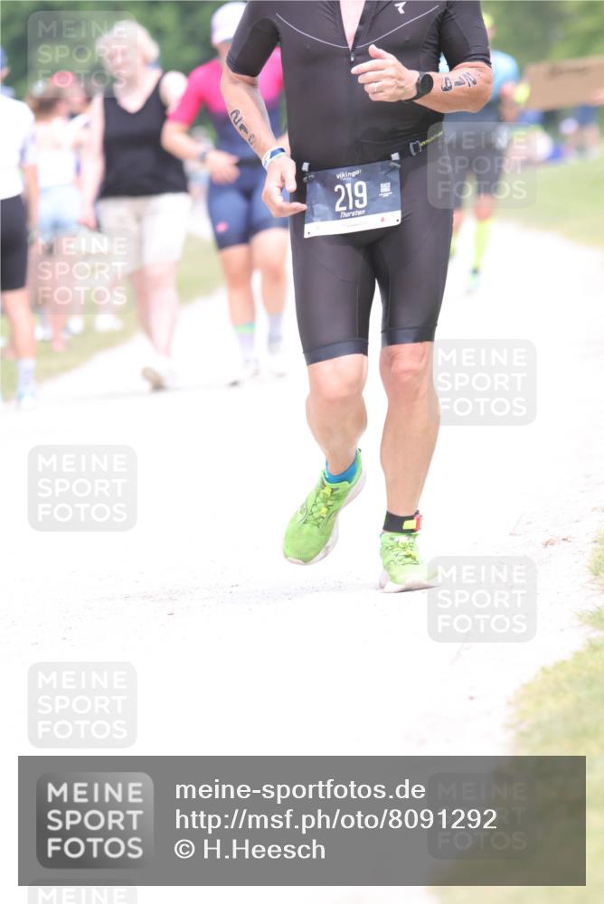 22.06.2025 - Viking Triathlon H.Heesch http://msf.ph/oto/8091292 22.06.2025 15:11:19 Laufen 219, 462 meine-sportfotos.de