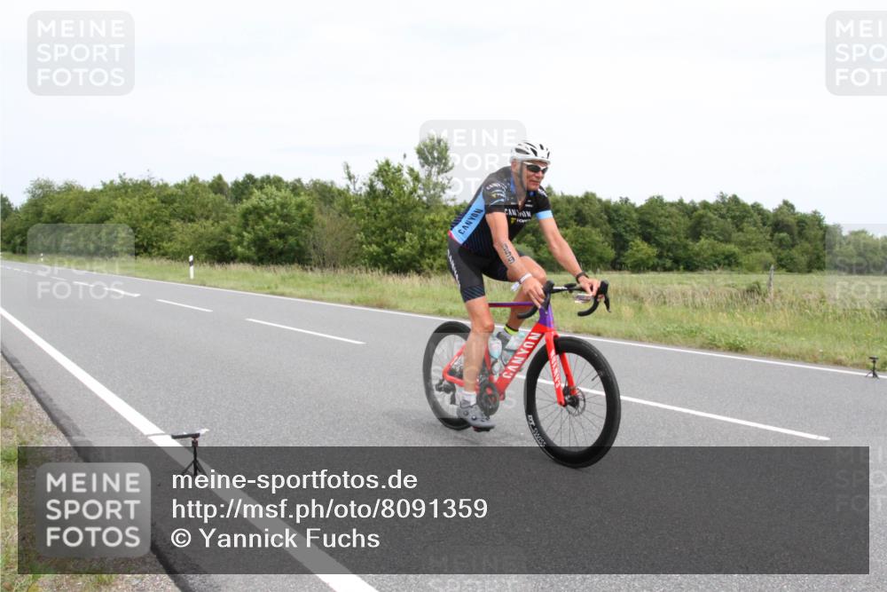 22.06.2025 - Viking Triathlon Yannick Fuchs http://msf.ph/oto/8091359 22.06.2025 13:35:08 Radfahren 201, 359 meine-sportfotos.de