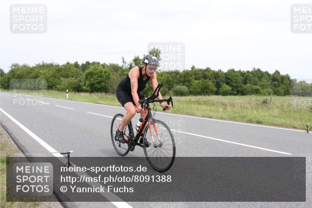 22.06.2025 - Viking Triathlon Yannick Fuchs http://msf.ph/oto/8091388 22.06.2025 13:35:35 Radfahren 267 meine-sportfotos.de