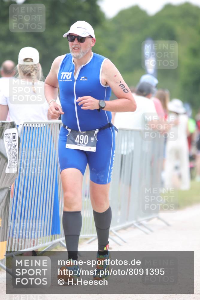 22.06.2025 - Viking Triathlon H.Heesch http://msf.ph/oto/8091395 22.06.2025 16:02:25 Laufen 102, 206, 471, 490 meine-sportfotos.de