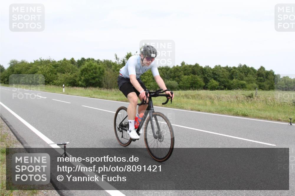22.06.2025 - Viking Triathlon Yannick Fuchs http://msf.ph/oto/8091421 22.06.2025 13:35:57 Radfahren 357 meine-sportfotos.de