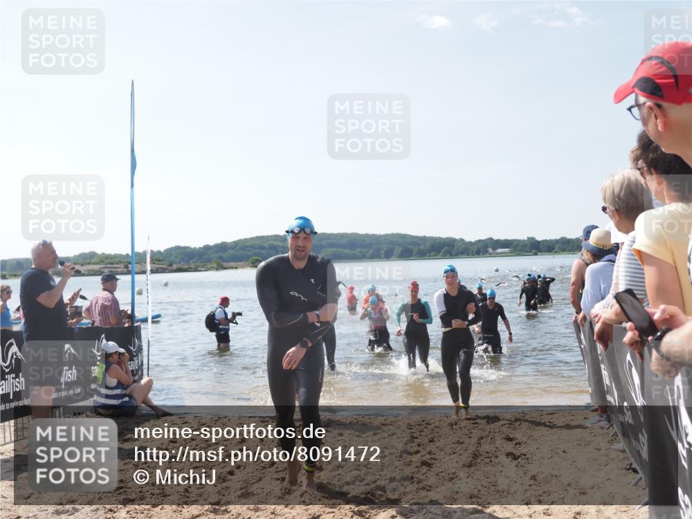 22.06.2025 - Viking Triathlon MichiJ http://msf.ph/oto/8091472 22.06.2025 10:38:42 Schwimmen 22, 85, 135, 156, 164, 211, 215, 315, 327, 336, 419, 601, 659 meine-sportfotos.de