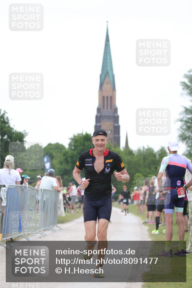 22.06.2025 - Viking Triathlon H.Heesch http://msf.ph/oto/8091477 22.06.2025 16:02:31 Laufen 102, 490 meine-sportfotos.de