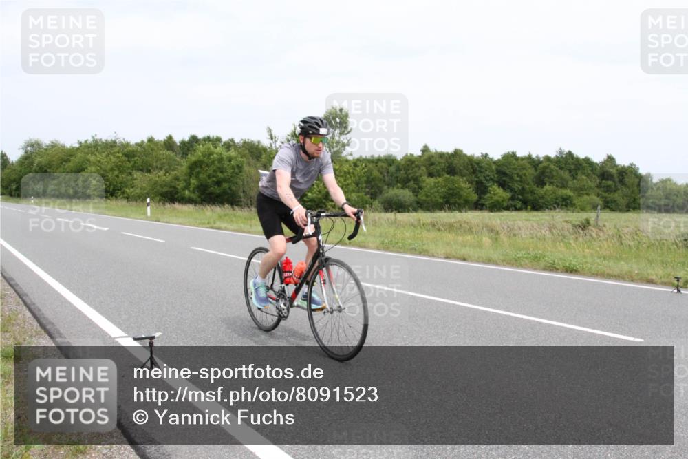 22.06.2025 - Viking Triathlon Yannick Fuchs http://msf.ph/oto/8091523 22.06.2025 13:38:44 Radfahren 31, 206 meine-sportfotos.de