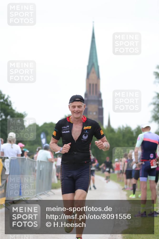 22.06.2025 - Viking Triathlon H.Heesch http://msf.ph/oto/8091556 22.06.2025 16:02:32 Laufen 102, 183, 490 meine-sportfotos.de