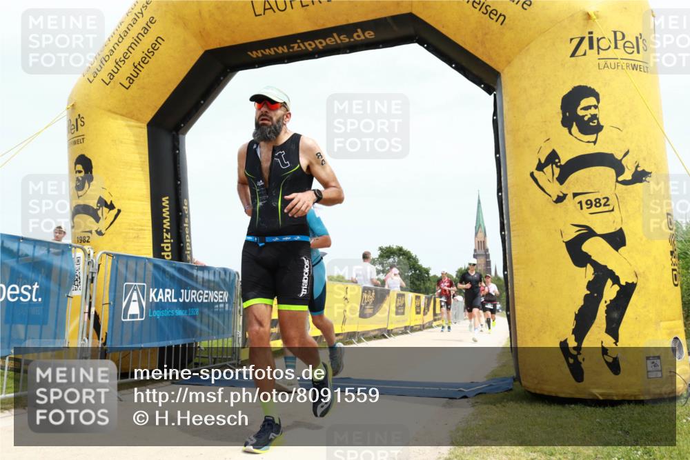 22.06.2025 - Viking Triathlon H.Heesch http://msf.ph/oto/8091559 22.06.2025 13:45:57 Laufen 84, 124, 149, 273, 474 meine-sportfotos.de