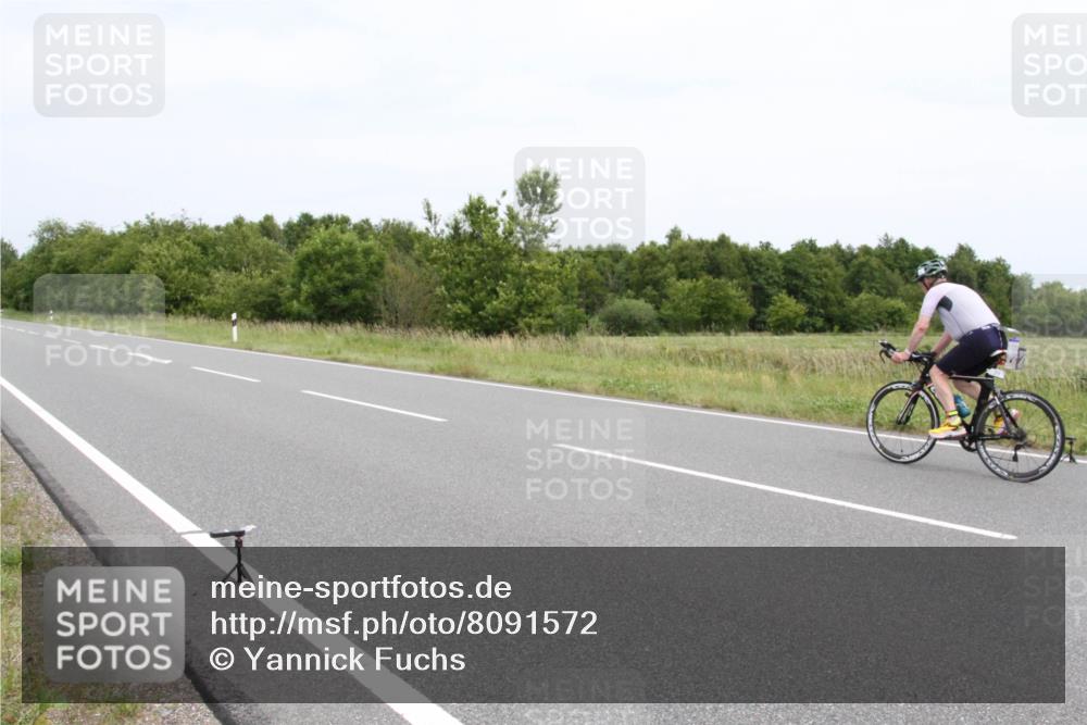 22.06.2025 - Viking Triathlon Yannick Fuchs http://msf.ph/oto/8091572 22.06.2025 13:39:30 Radfahren 270 meine-sportfotos.de