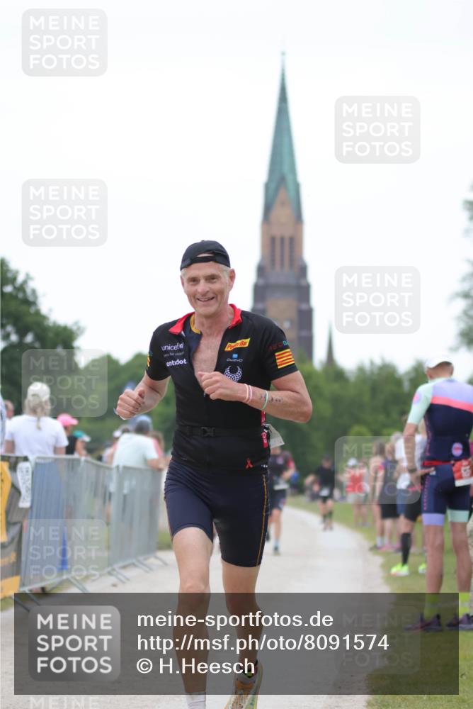 22.06.2025 - Viking Triathlon H.Heesch http://msf.ph/oto/8091574 22.06.2025 16:02:32 Laufen 102, 183, 490 meine-sportfotos.de