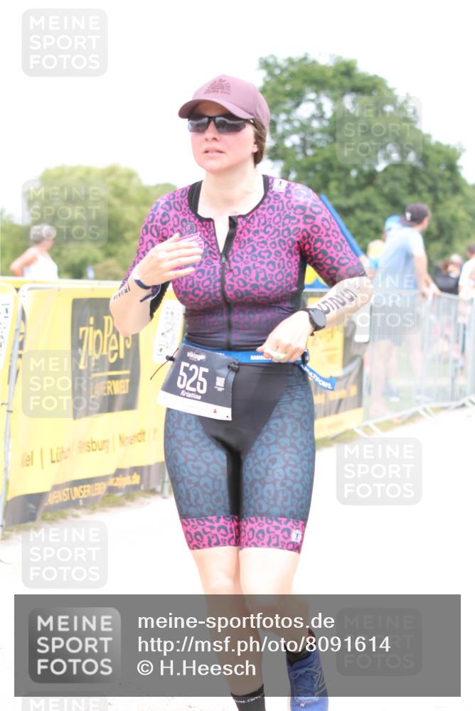 22.06.2025 - Viking Triathlon H.Heesch http://msf.ph/oto/8091614 22.06.2025 15:12:06 Laufen 136, 525, 636, 643 meine-sportfotos.de