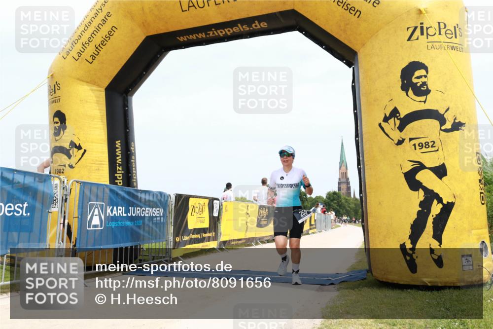 22.06.2025 - Viking Triathlon H.Heesch http://msf.ph/oto/8091656 22.06.2025 13:46:16 Laufen 256, 299 meine-sportfotos.de