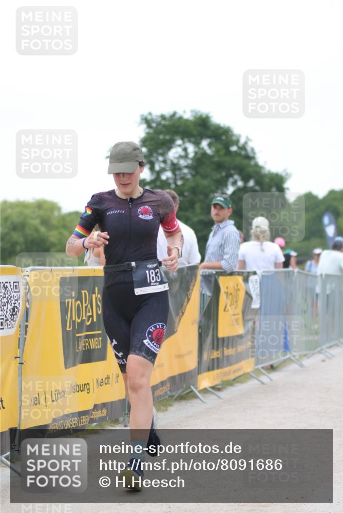 22.06.2025 - Viking Triathlon H.Heesch http://msf.ph/oto/8091686 22.06.2025 16:02:40 Laufen 183, 403 meine-sportfotos.de