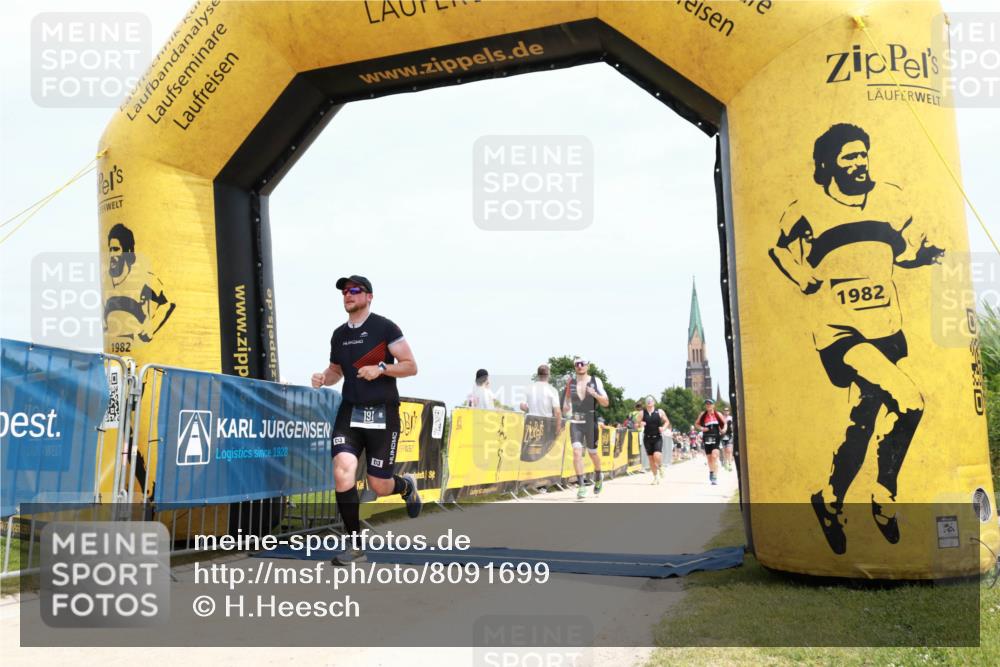 22.06.2025 - Viking Triathlon H.Heesch http://msf.ph/oto/8091699 22.06.2025 13:46:45 Laufen 100, 191, 418, 451 meine-sportfotos.de