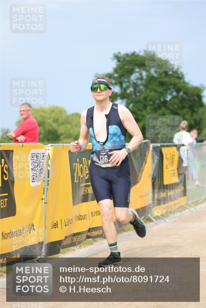 22.06.2025 - Viking Triathlon H.Heesch http://msf.ph/oto/8091724 22.06.2025 17:02:37 Laufen 136 meine-sportfotos.de