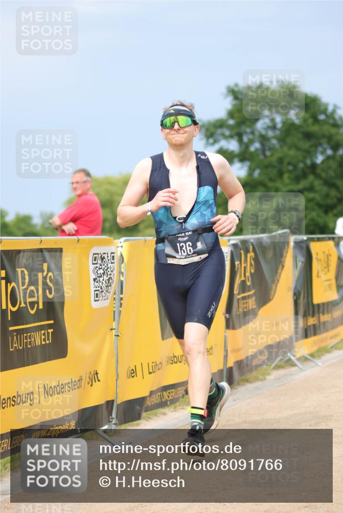 22.06.2025 - Viking Triathlon H.Heesch http://msf.ph/oto/8091766 22.06.2025 17:02:37 Laufen 136 meine-sportfotos.de