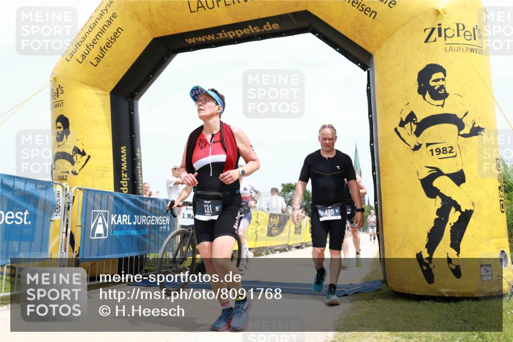 22.06.2025 - Viking Triathlon H.Heesch http://msf.ph/oto/8091768 22.06.2025 13:46:52 Laufen 4, 100, 131, 191, 255, 439, 535 meine-sportfotos.de