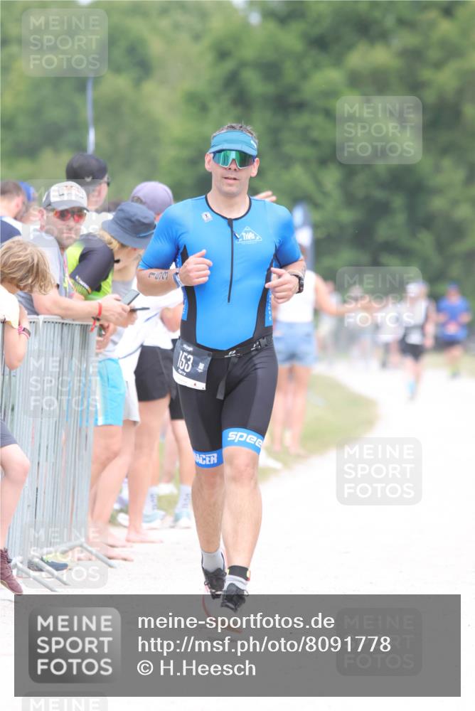 22.06.2025 - Viking Triathlon H.Heesch http://msf.ph/oto/8091778 22.06.2025 15:12:29 Laufen 153, 254 meine-sportfotos.de