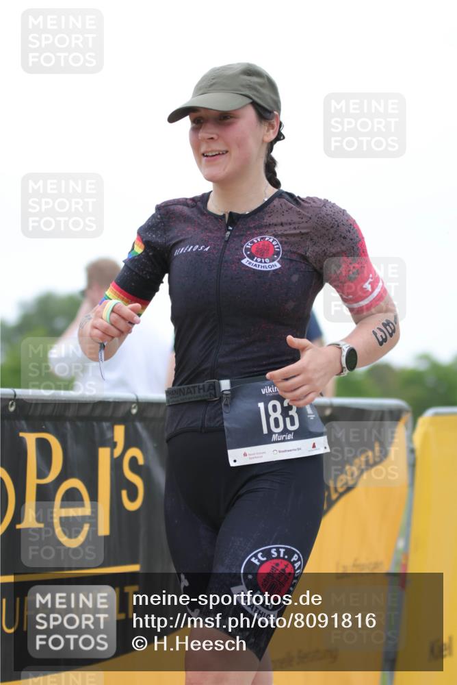 22.06.2025 - Viking Triathlon H.Heesch http://msf.ph/oto/8091816 22.06.2025 16:02:41 Laufen 183, 403 meine-sportfotos.de