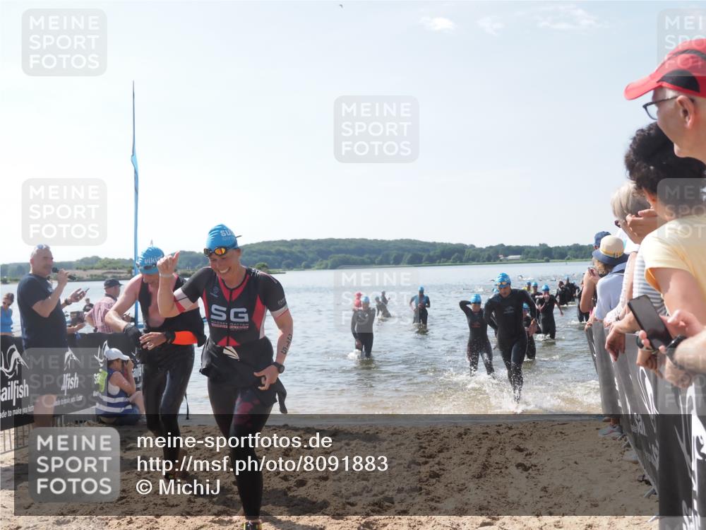 22.06.2025 - Viking Triathlon MichiJ http://msf.ph/oto/8091883 22.06.2025 10:38:56 Schwimmen 26, 40, 57, 135, 148, 181, 185, 210, 211, 327, 336, 408, 416, 451, 654 meine-sportfotos.de