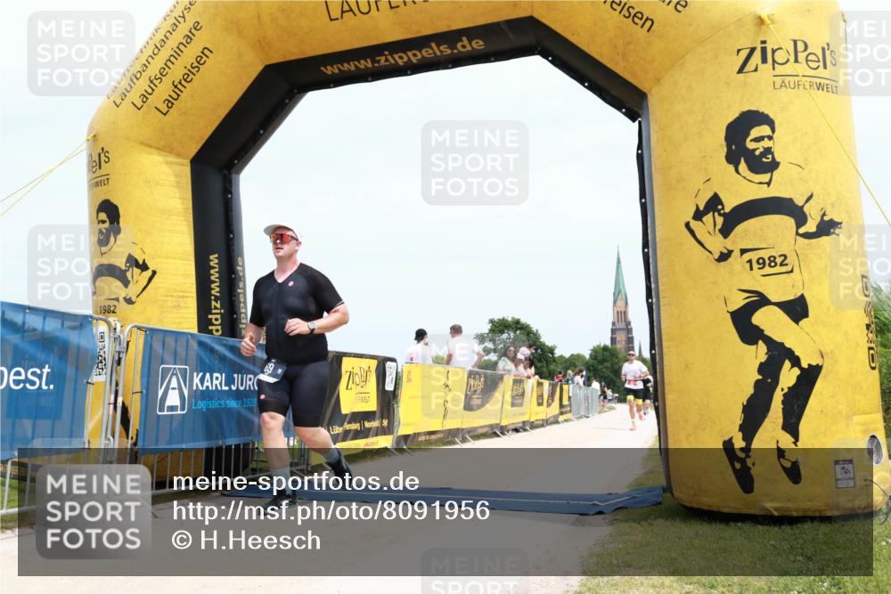 22.06.2025 - Viking Triathlon H.Heesch http://msf.ph/oto/8091956 22.06.2025 13:47:32 Laufen 69, 651 meine-sportfotos.de