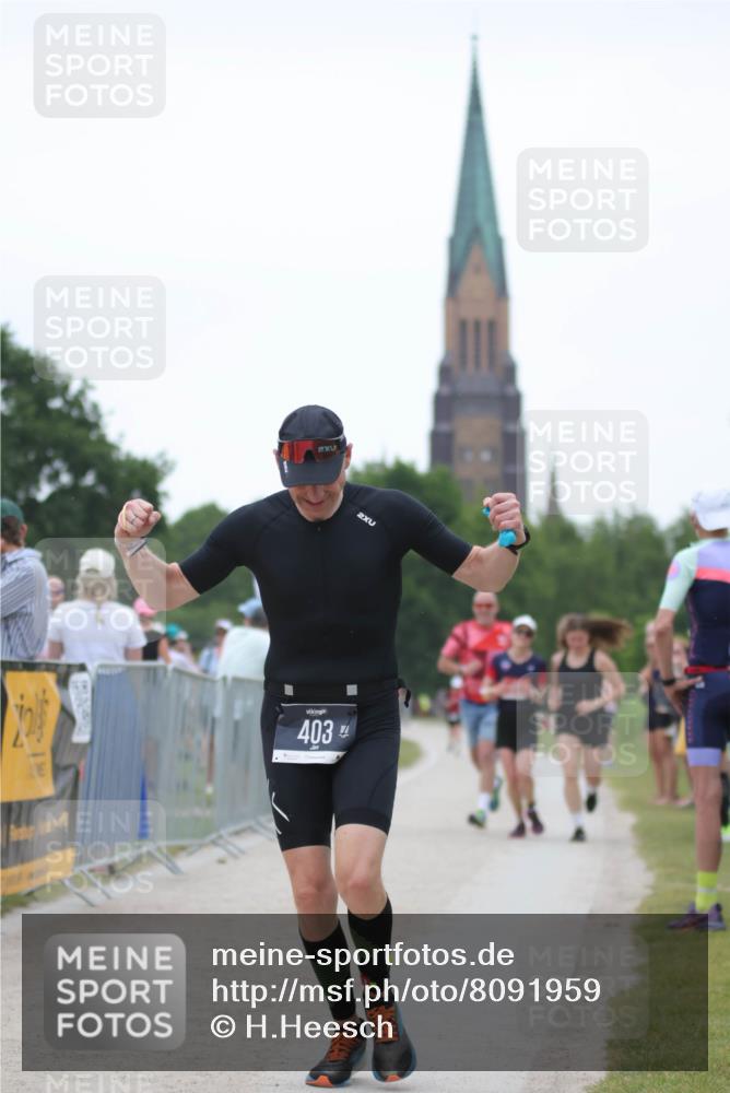 22.06.2025 - Viking Triathlon H.Heesch http://msf.ph/oto/8091959 22.06.2025 16:02:45 Laufen 403, 650 meine-sportfotos.de