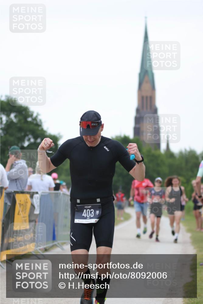22.06.2025 - Viking Triathlon H.Heesch http://msf.ph/oto/8092006 22.06.2025 16:02:45 Laufen 403, 650 meine-sportfotos.de