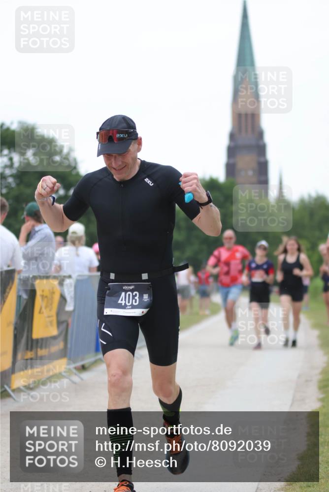 22.06.2025 - Viking Triathlon H.Heesch http://msf.ph/oto/8092039 22.06.2025 16:02:46 Laufen 403, 650 meine-sportfotos.de