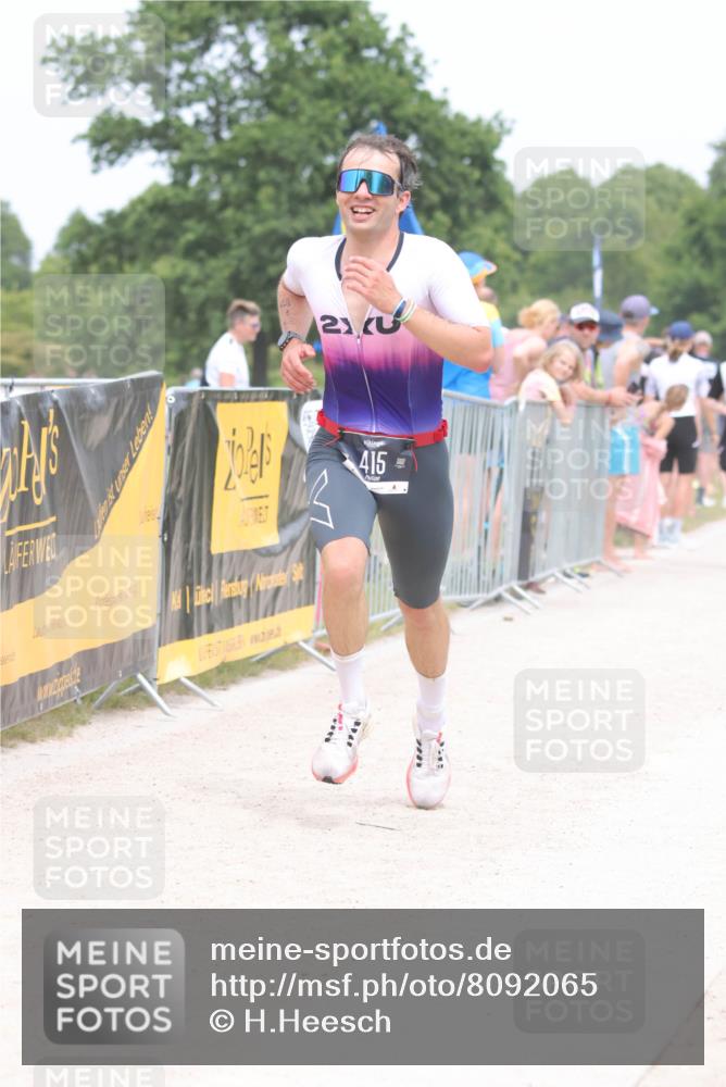 22.06.2025 - Viking Triathlon H.Heesch http://msf.ph/oto/8092065 22.06.2025 15:13:05 Laufen 228, 251, 395, 415 meine-sportfotos.de