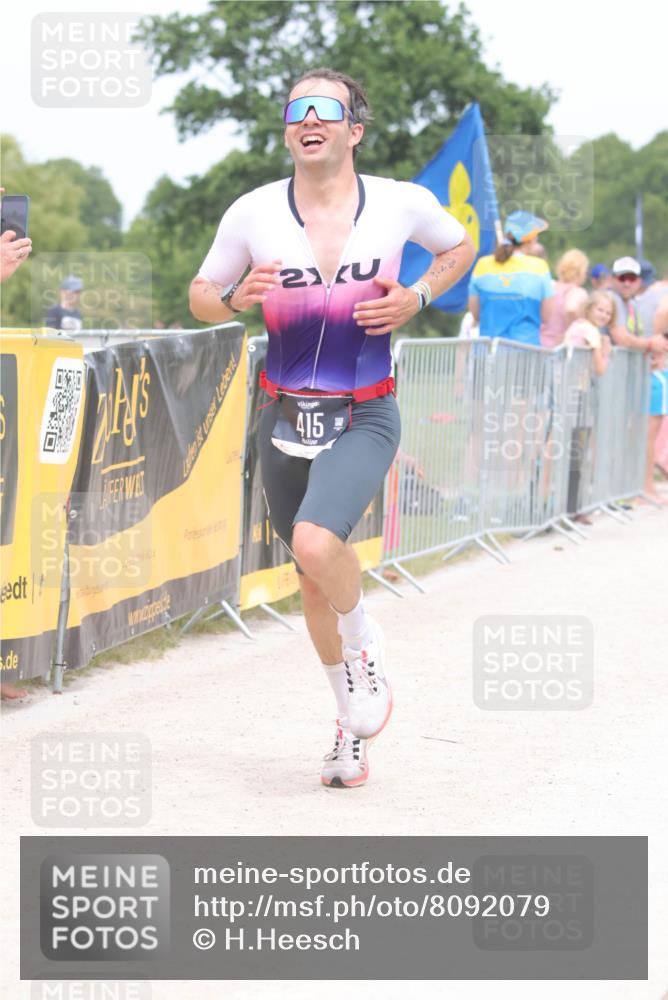 22.06.2025 - Viking Triathlon H.Heesch http://msf.ph/oto/8092079 22.06.2025 15:13:05 Laufen 228, 251, 395, 415 meine-sportfotos.de