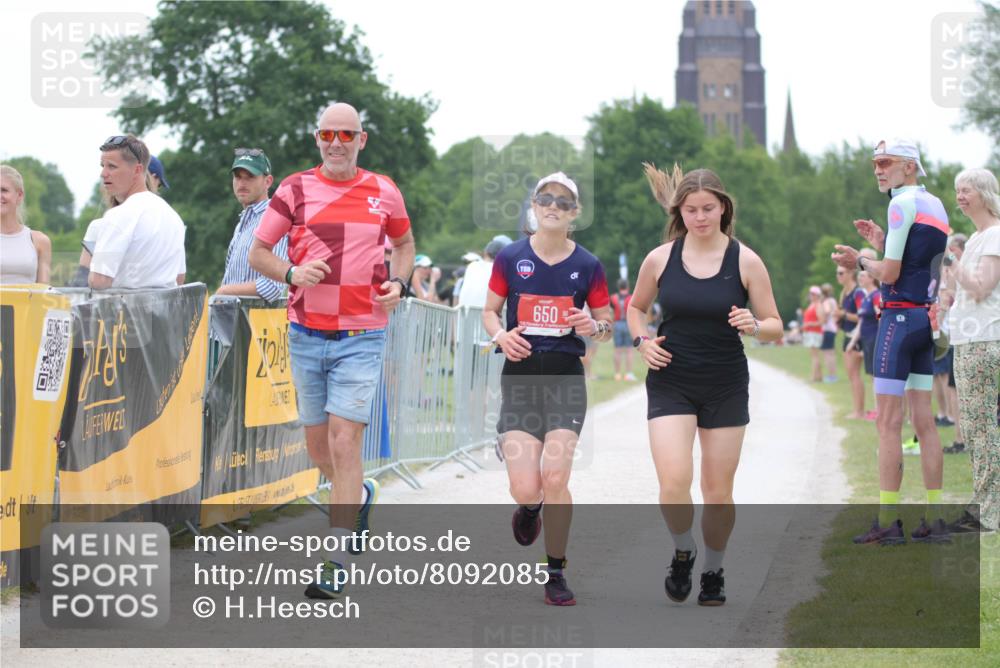 22.06.2025 - Viking Triathlon H.Heesch http://msf.ph/oto/8092085 22.06.2025 16:02:49 Laufen 403, 650 meine-sportfotos.de