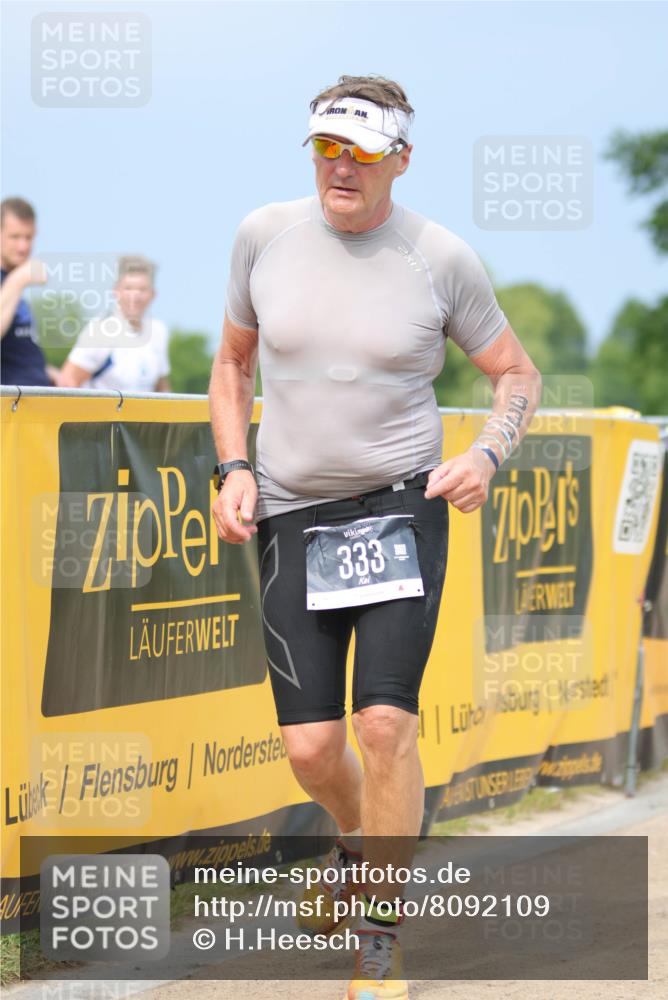 22.06.2025 - Viking Triathlon H.Heesch http://msf.ph/oto/8092109 22.06.2025 17:03:01 Laufen 333 meine-sportfotos.de