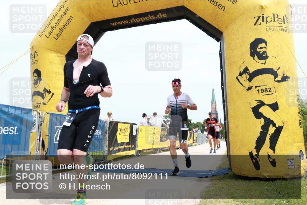 22.06.2025 - Viking Triathlon H.Heesch http://msf.ph/oto/8092111 22.06.2025 13:48:12 Laufen 55, 98, 615 meine-sportfotos.de