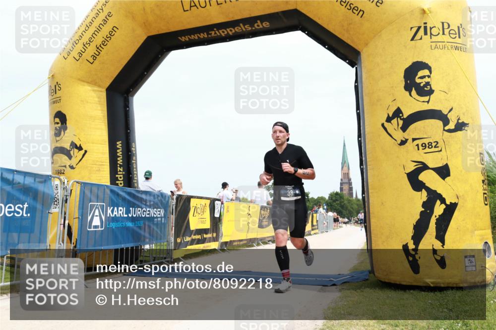 22.06.2025 - Viking Triathlon H.Heesch http://msf.ph/oto/8092218 22.06.2025 13:48:54 Laufen 38, 113, 169 meine-sportfotos.de