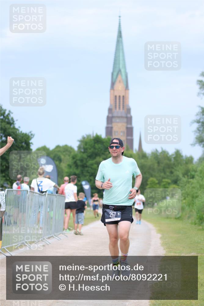 22.06.2025 - Viking Triathlon H.Heesch http://msf.ph/oto/8092221 22.06.2025 17:04:13 Laufen 257 meine-sportfotos.de