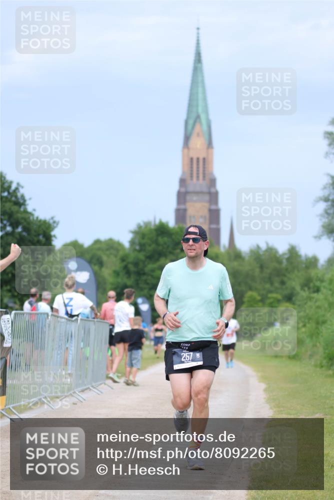 22.06.2025 - Viking Triathlon H.Heesch http://msf.ph/oto/8092265 22.06.2025 17:04:13 Laufen 257 meine-sportfotos.de