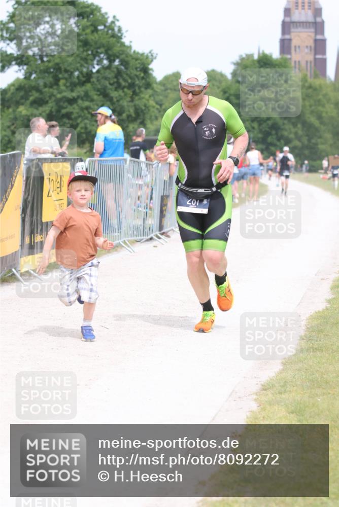 22.06.2025 - Viking Triathlon H.Heesch http://msf.ph/oto/8092272 22.06.2025 15:14:14 Laufen 281 meine-sportfotos.de
