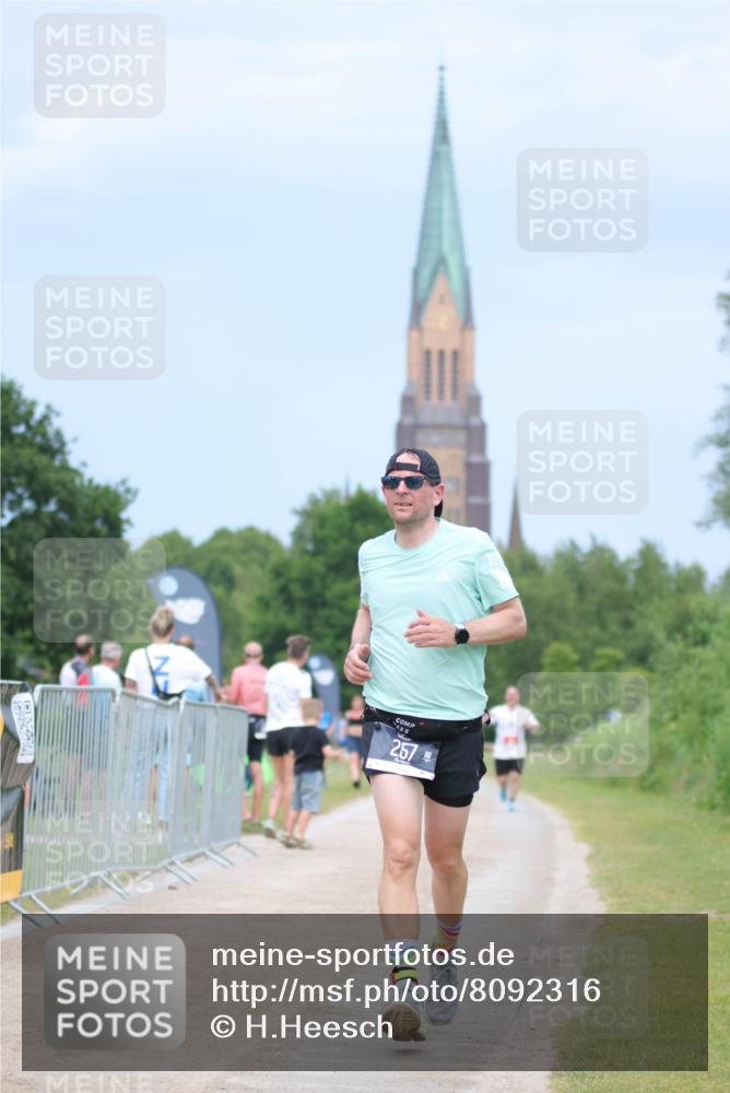 22.06.2025 - Viking Triathlon H.Heesch http://msf.ph/oto/8092316 22.06.2025 17:04:14 Laufen 257 meine-sportfotos.de