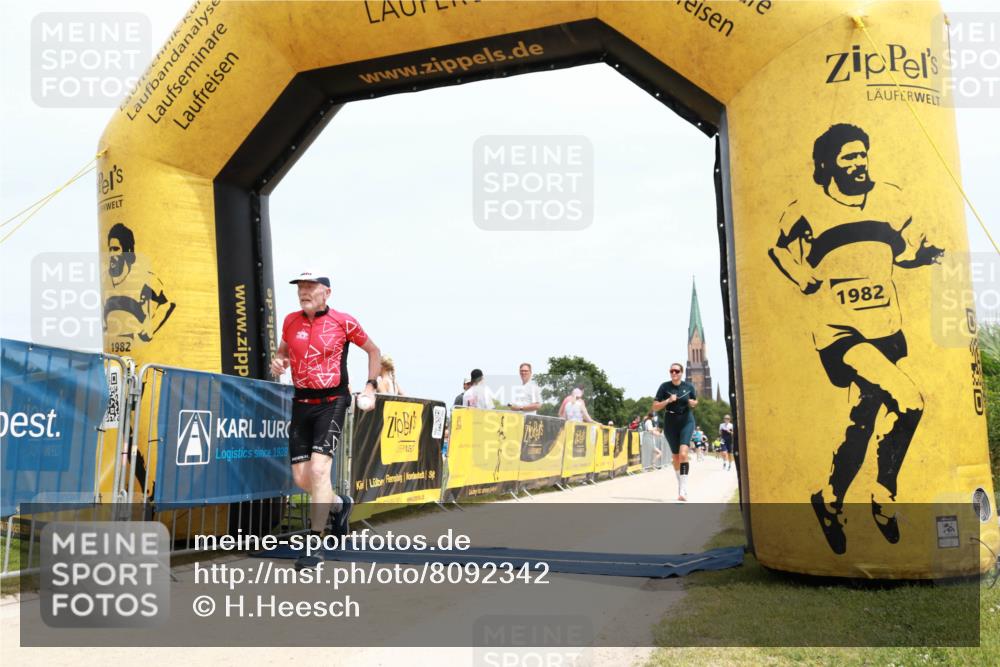 22.06.2025 - Viking Triathlon H.Heesch http://msf.ph/oto/8092342 22.06.2025 13:49:40 Laufen 20, 39, 491 meine-sportfotos.de