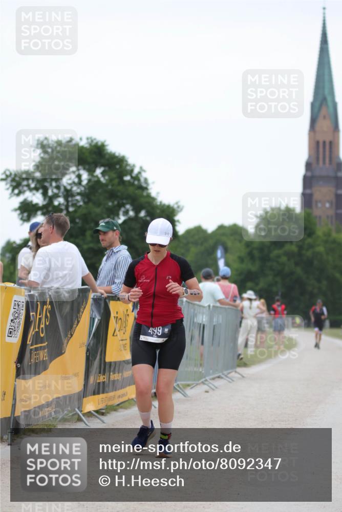 22.06.2025 - Viking Triathlon H.Heesch http://msf.ph/oto/8092347 22.06.2025 16:03:09 Laufen 499 meine-sportfotos.de
