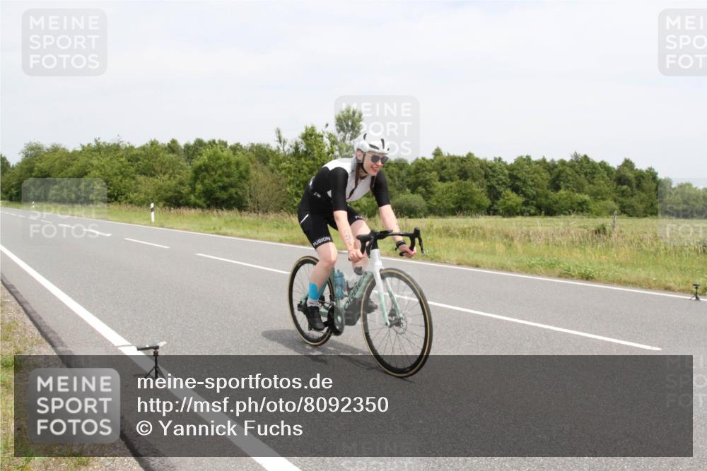 22.06.2025 - Viking Triathlon Yannick Fuchs http://msf.ph/oto/8092350 22.06.2025 13:44:03 Radfahren 431 meine-sportfotos.de