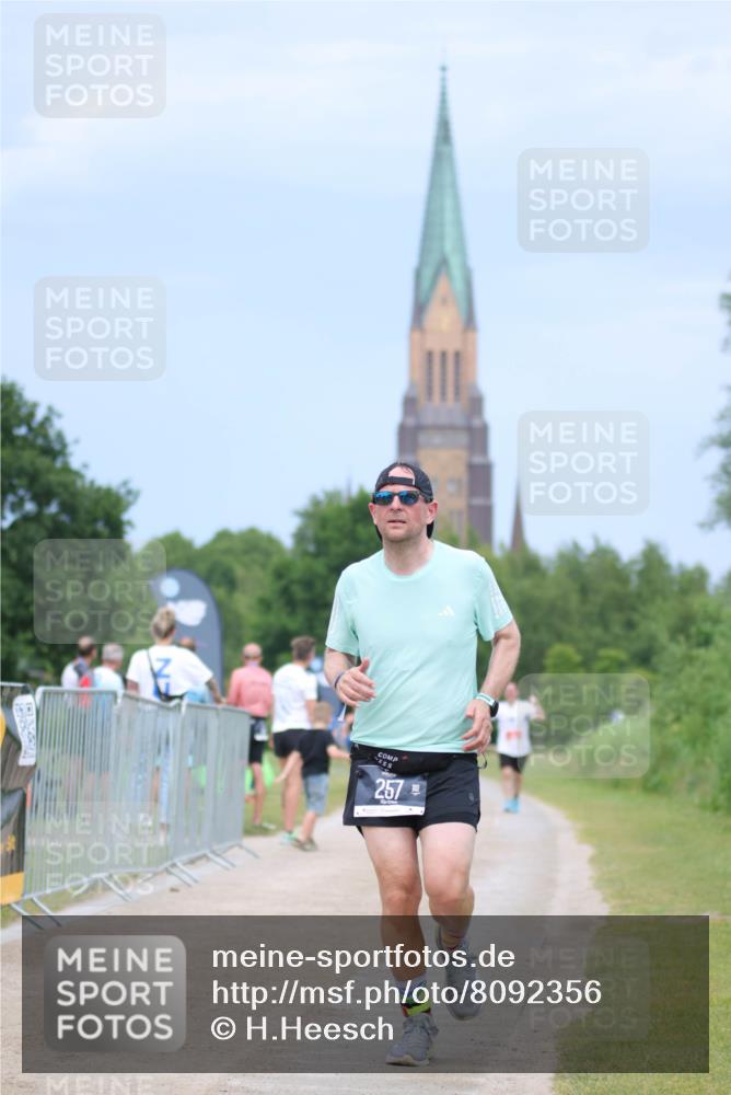 22.06.2025 - Viking Triathlon H.Heesch http://msf.ph/oto/8092356 22.06.2025 17:04:14 Laufen 257 meine-sportfotos.de