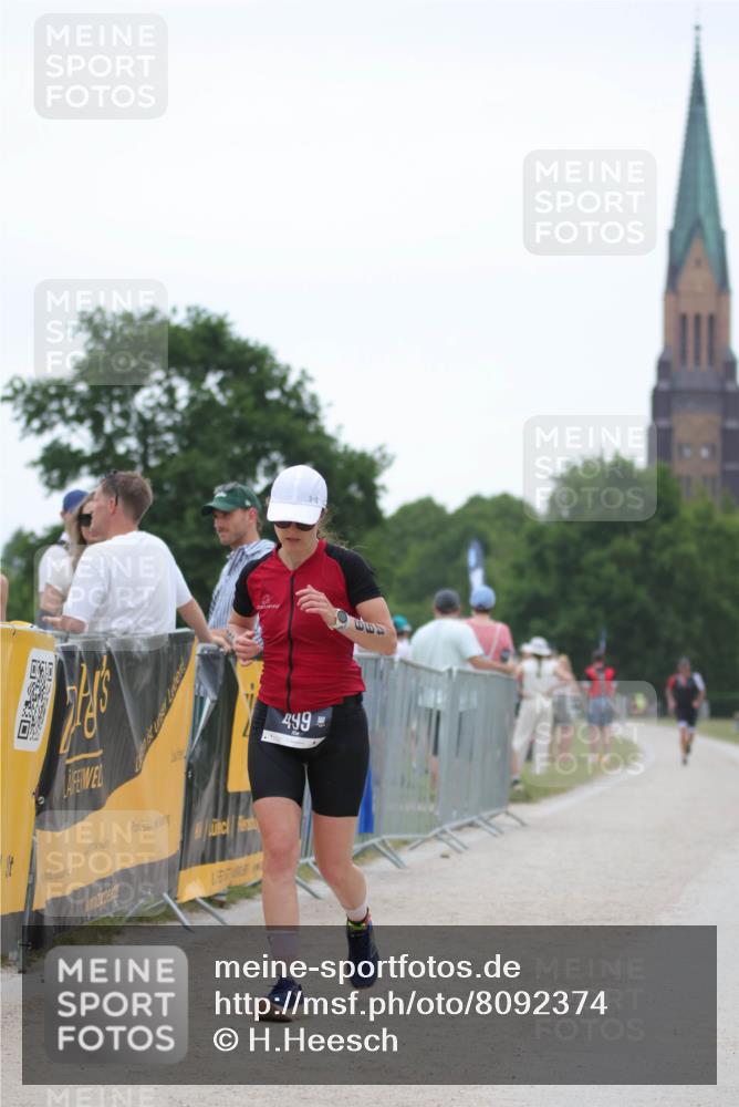 22.06.2025 - Viking Triathlon H.Heesch http://msf.ph/oto/8092374 22.06.2025 16:03:09 Laufen 499 meine-sportfotos.de